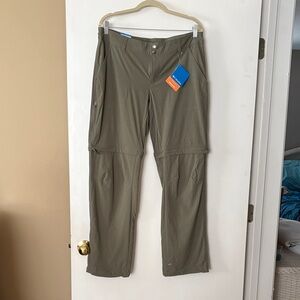 Columbia Sage Green Convertible Pants